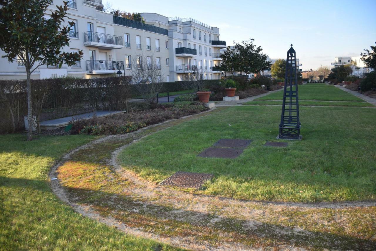 Appartement Avec Rez De Jardin A Disneyland Монтеврен Экстерьер фото