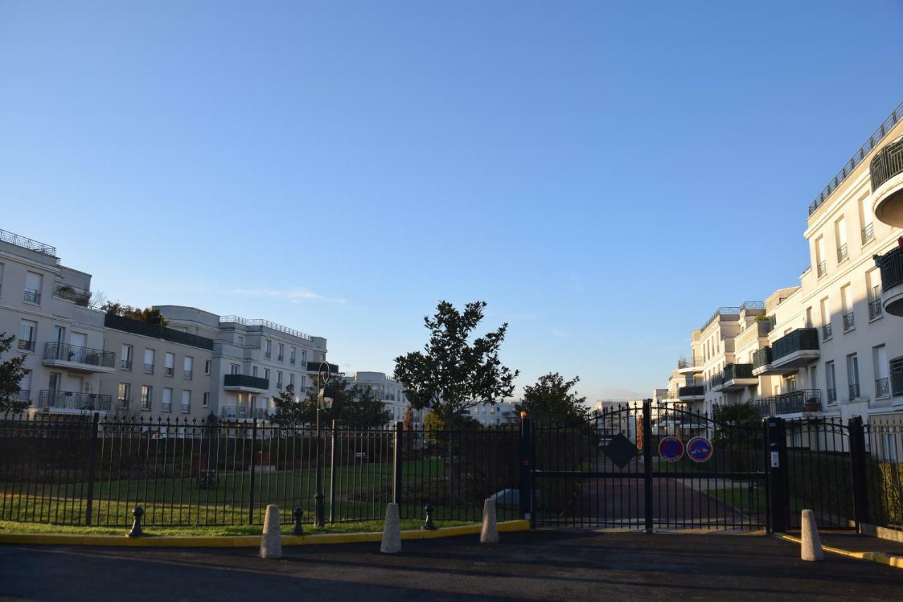 Appartement Avec Rez De Jardin A Disneyland Монтеврен Экстерьер фото
