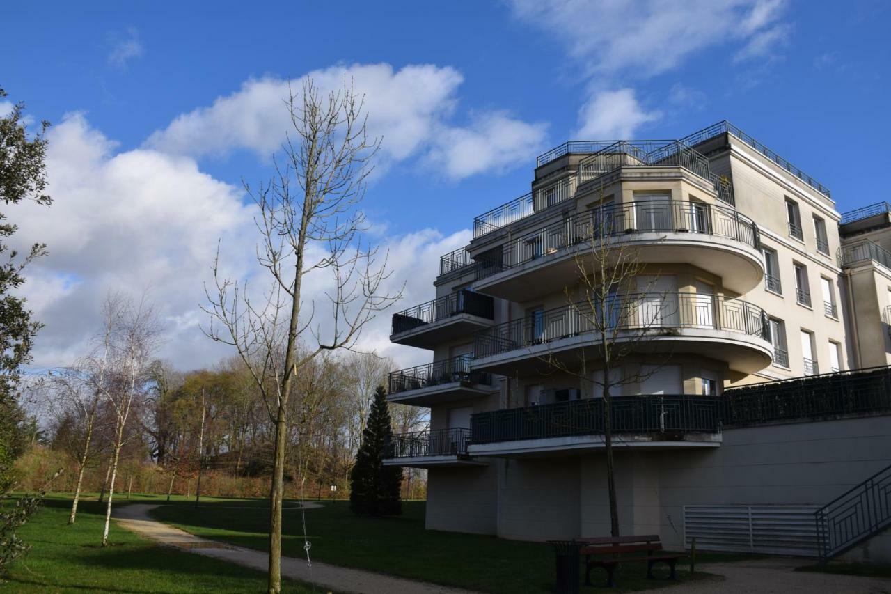Appartement Avec Rez De Jardin A Disneyland Монтеврен Экстерьер фото